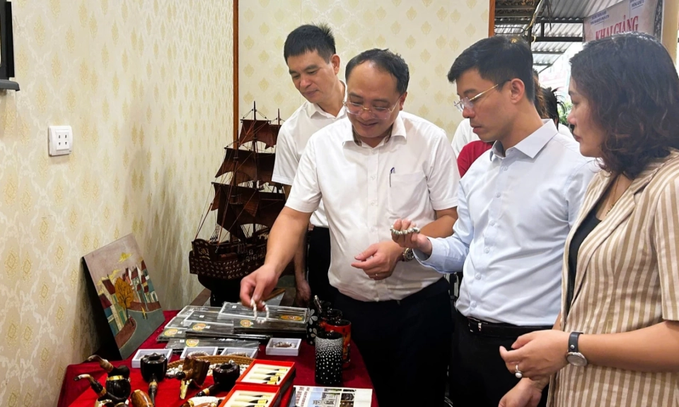 Đặt đ&uacute;ng b&agrave;i to&aacute;n, kết nối đ&uacute;ng nguồn lực