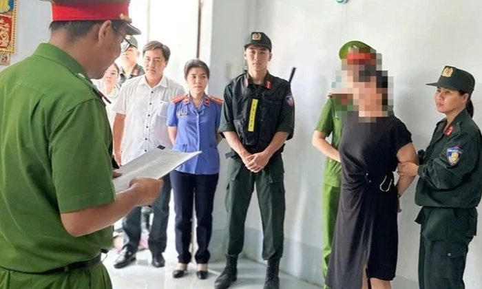 Khởi tố, bắt tạm giam Nguyễn Thị Ch&acirc;u v&igrave; c&aacute;c b&agrave;i đăng tr&ecirc;n Facebook