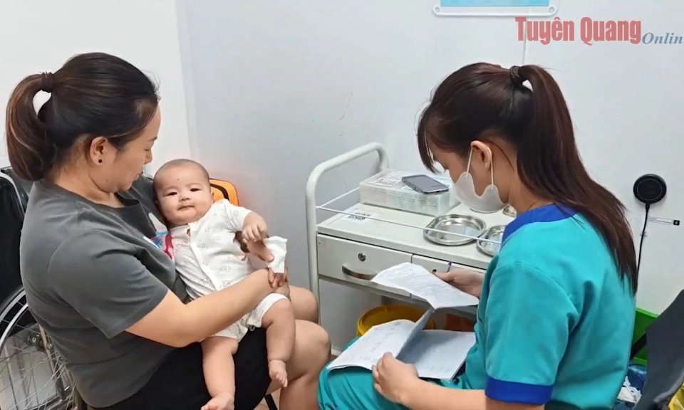 Kh&ocirc;ng để h&agrave;nh động anti vắc - xin len lỏi v&agrave;o đời sống