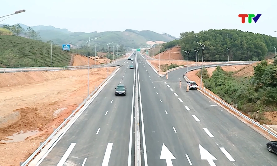Đổi mới &ndash; h&agrave;nh tr&igrave;nh kiến tạo tương lai.