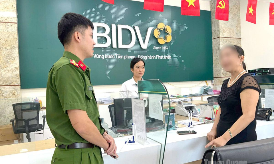 Ph&aacute;t hiện, ngăn chặn vụ lừa đảo 25 triệu đồng qua chi&ecirc;u &ldquo;tr&uacute;ng thưởng&rdquo;
