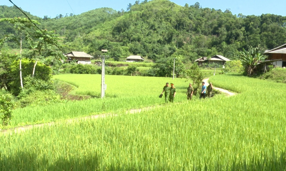 Điểm tựa b&igrave;nh y&ecirc;n ở x&atilde; Ngọc Đường