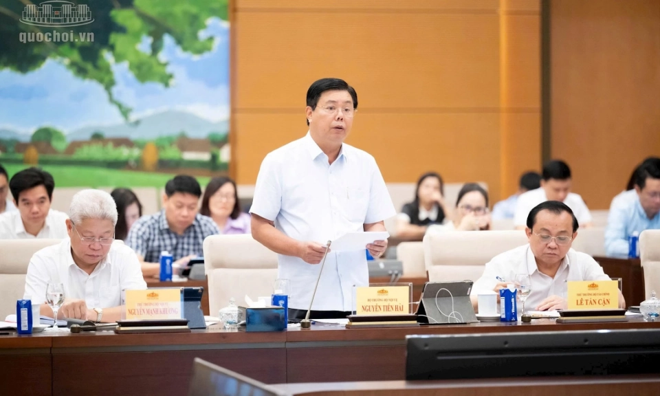 Đề xuất bắt buộc người l&agrave;m việc tr&ecirc;n nền tảng số tham gia bảo hiểm x&atilde; hội