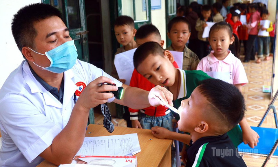 Chờ trường mới ho&agrave;n thiện linh hoạt tổ chức dạy học