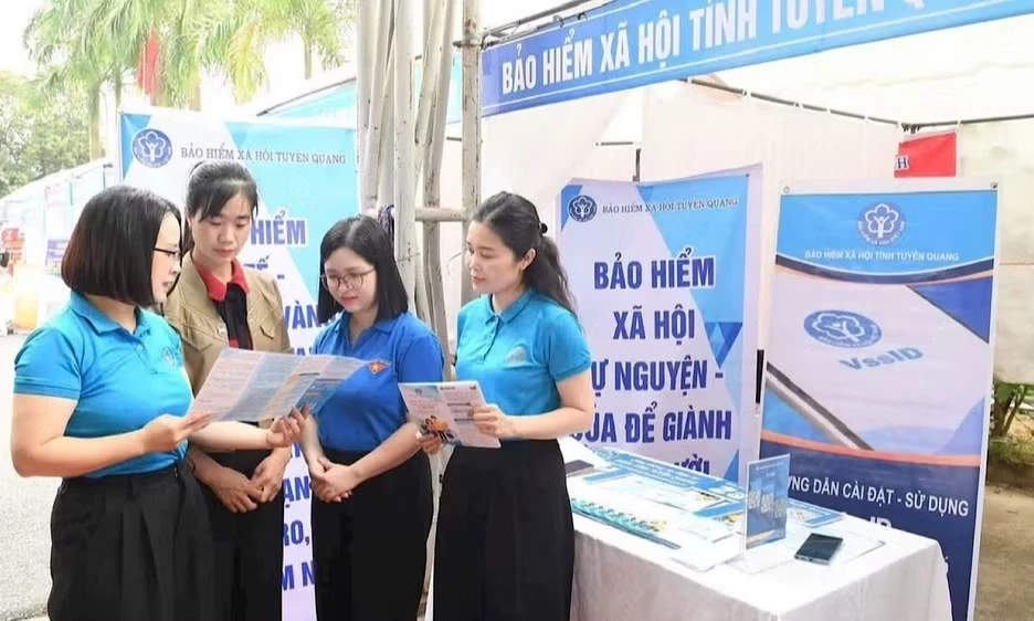 Chấn chỉnh chi trả lương hưu, trợ cấp bảo hiểm x&atilde; hội, trợ cấp thất nghiệp qua bưu điện