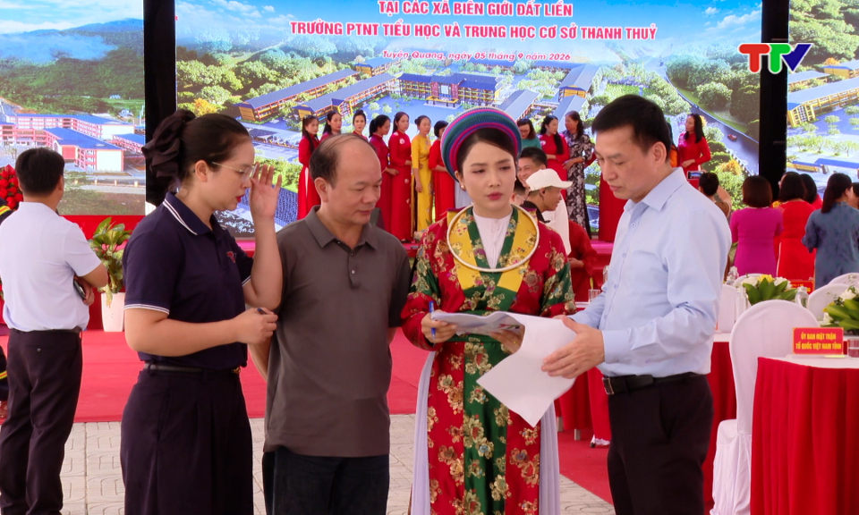 Chuyện nghề ph&aacute;t thanh vi&ecirc;n.