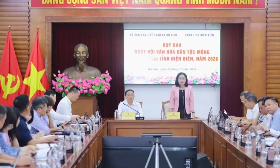 11 tỉnh tham gia Ng&agrave;y hội Văn h&oacute;a d&acirc;n tộc M&ocirc;ng lần thứ IV