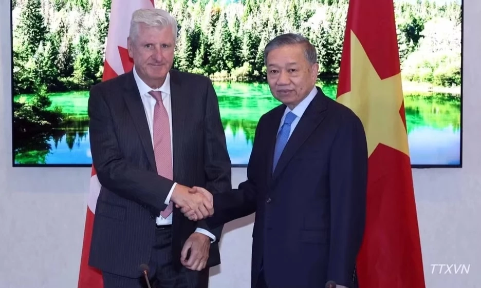 Tổng B&iacute; thư, Chủ tịch nước T&ocirc; L&acirc;m tiếp một số doanh nghiệp, tập đo&agrave;n tại Canada