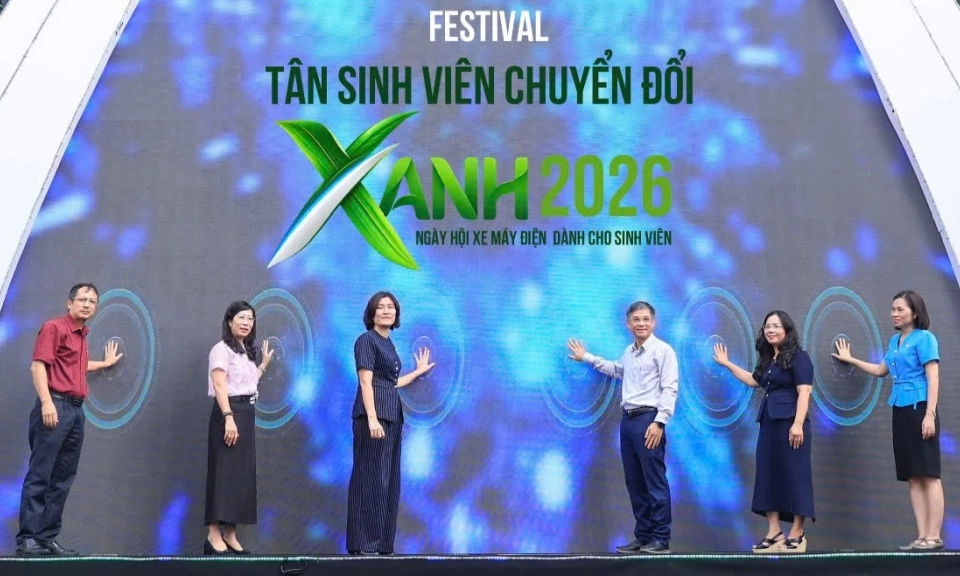 Sinh vi&ecirc;n g&oacute;p phần lan tỏa giao th&ocirc;ng kh&ocirc;ng ph&aacute;t thải