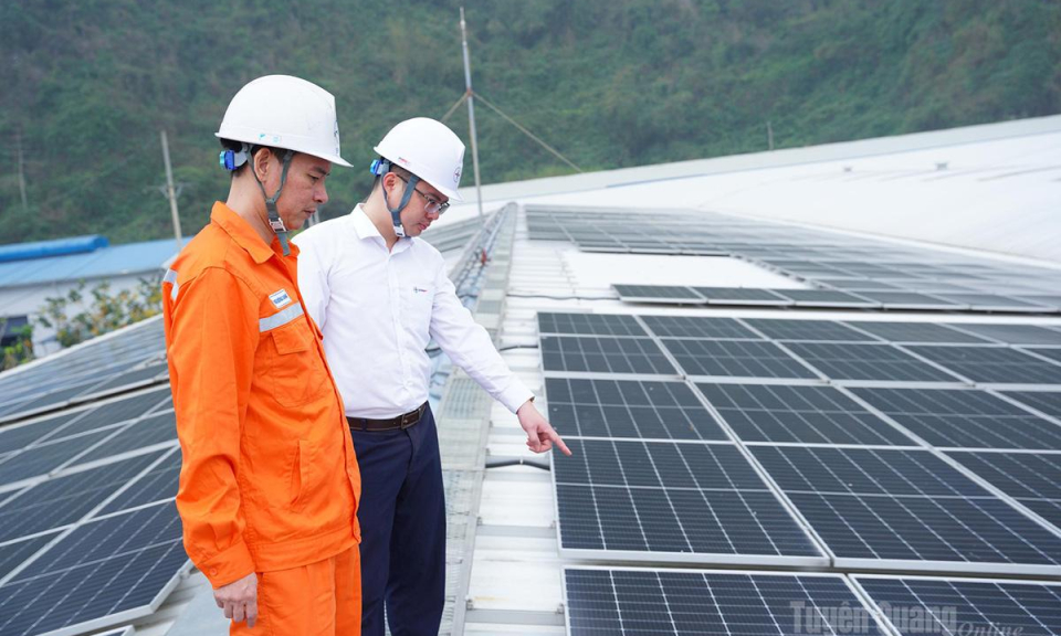 Tiết kiệm năng lượng v&igrave; mục ti&ecirc;u tăng trưởng