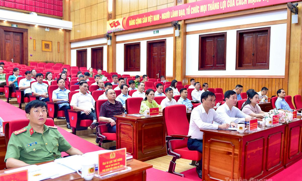 Sơ kết 5 năm thực hiện ti&ecirc;u chuẩn &ldquo;An to&agrave;n về an ninh, trật tự&rdquo;
