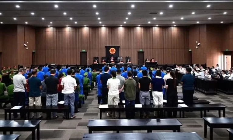 L&agrave;m r&otilde; h&agrave;nh vi m&ocirc;i giới, đưa hối lộ của b&agrave; "tr&ugrave;m" Mai Anh