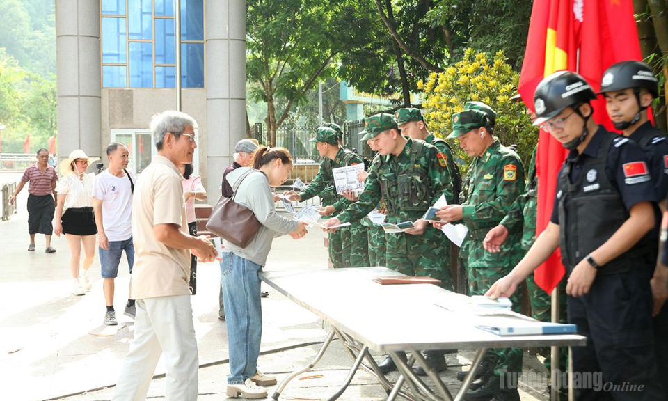 Tăng cường phối hợp thực thi ph&aacute;p luật tr&ecirc;n tuyến bi&ecirc;n giới