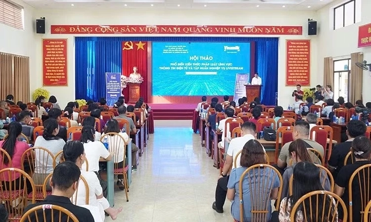 N&acirc;ng cao kiến thức ph&aacute;p luật g&oacute;p phần khai th&aacute;c hiệu quả nền tảng số