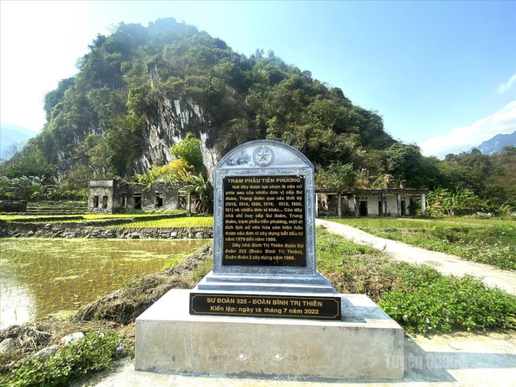 Những dấu tích của làng Pinh còn hiện hữu, trở thành  địa chỉ du lịch tâm linh hút khách.