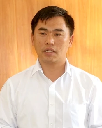 Ông Giàng Mí Mua, Phó Chủ tịch UBND xã Lũng Cú