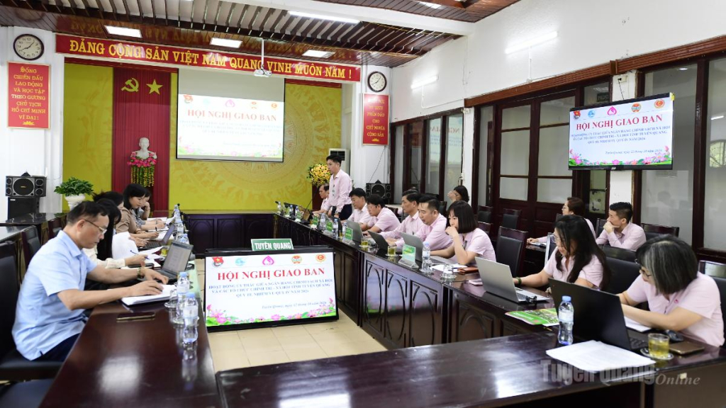 Quang cảnh diễn ra hội nghị.