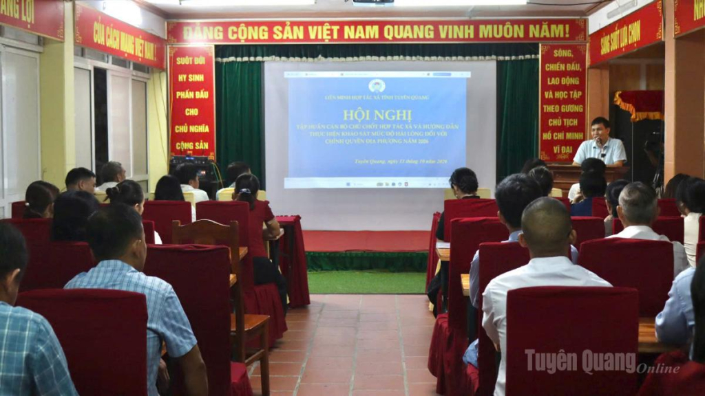 Đại biểu tham gia lớp tập huấn.