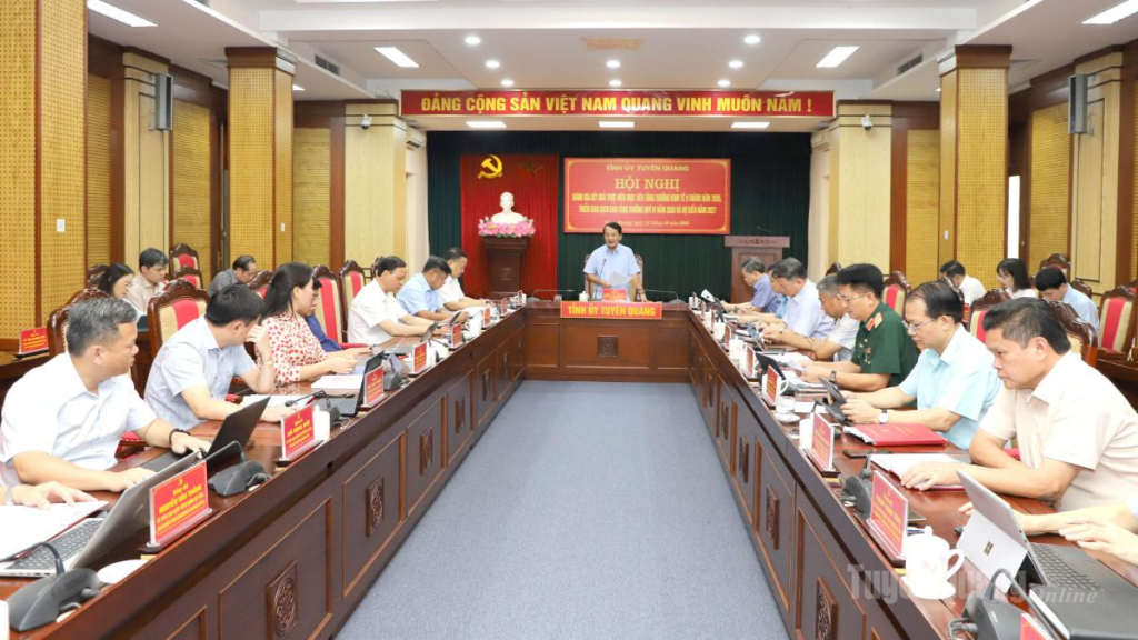 Quang cảnh hội nghị.