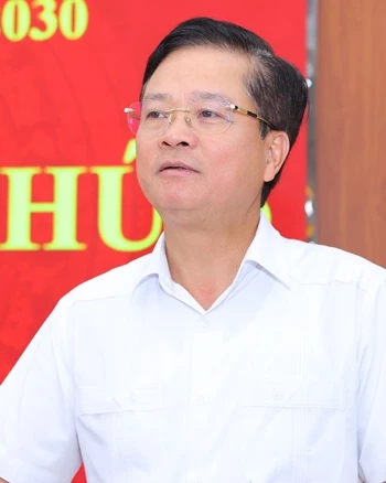 Đồng chí Trần Quang Minh, ủy viên Ban Thường vụ Tỉnh ủy,  Trưởng Ban Tổ chức Tỉnh ủy Tuyên Quang