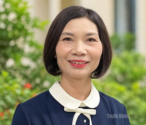 Trưởng ban Công tác Mặt trận thôn Ngòi Sen,  xã Yên Phú Nguyễn Thị Thúy.