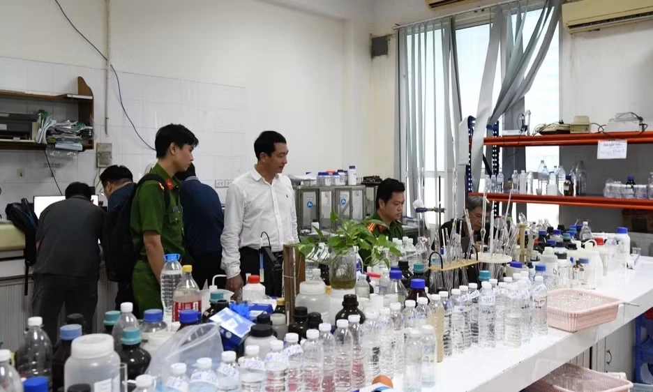 Khởi tố 28 l&atilde;nh đạo, c&aacute;n bộ thuộc 4 bộ, ng&agrave;nh sửa số liệu quan trắc m&ocirc;i trường