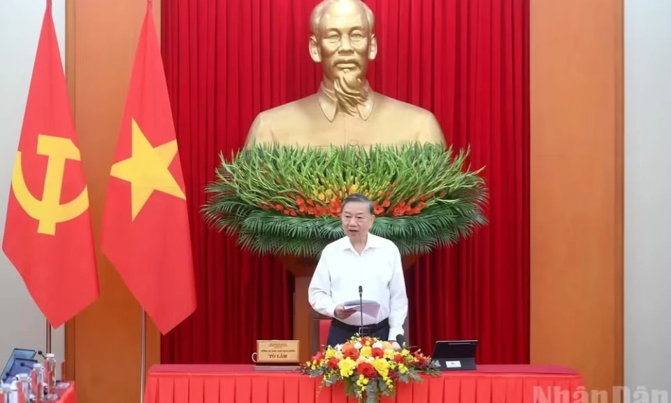 Th&aacute;o gỡ &ldquo;điểm nghẽn&rdquo;, x&acirc;y dựng năng lực nghi&ecirc;n cứu, dự b&aacute;o, tham mưu chiến lược đủ mạnh