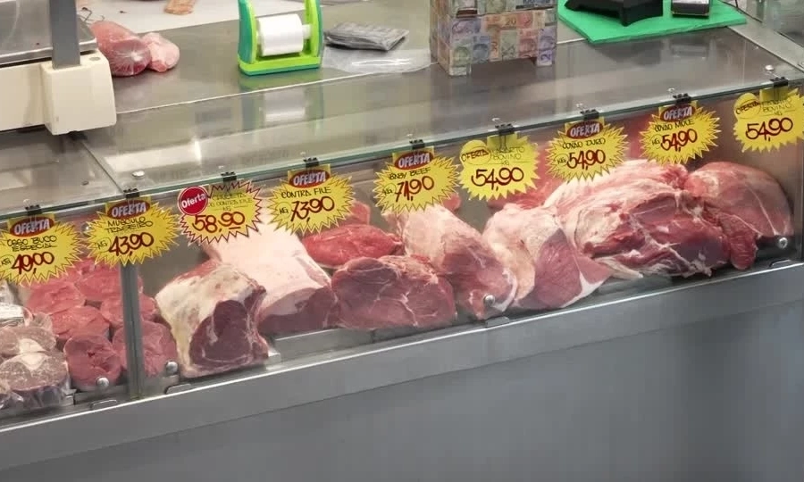 Bầu cử Brazil bước v&agrave;o chặng cuối với cuộc đua s&iacute;t sao