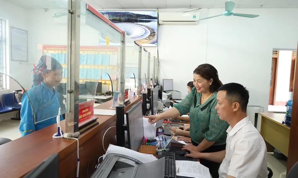 C&aacute;n bộ x&atilde; n&acirc;ng cao kỹ năng số