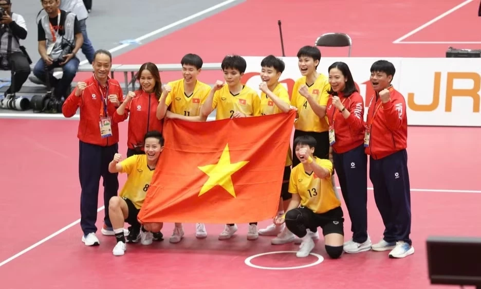 Cầu m&acirc;y nữ Việt Nam gi&agrave;nh Huy chương V&agrave;ng sau m&agrave;n ngược d&ograve;ng trước Th&aacute;i Lan