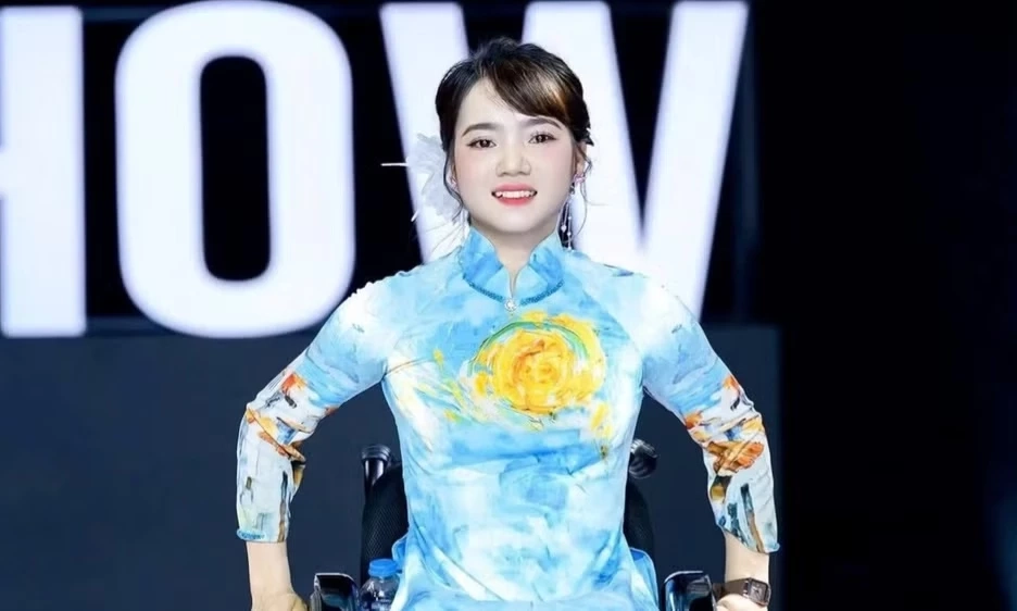 Đồng h&agrave;nh thanh ni&ecirc;n khuyết tật
