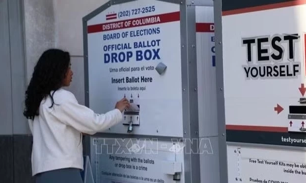 Bầu cử giữa nhiệm kỳ Mỹ 2026: Cử tri gốc Latinh chuyển hướng sang đảng D&acirc;n chủ