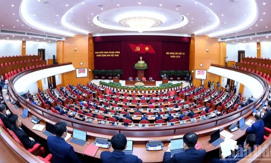 Ng&agrave;y l&agrave;m việc thứ nhất Hội nghị lần thứ tư Ban Chấp h&agrave;nh Trung ương Đảng kh&oacute;a XIV