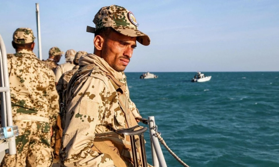 Yemen mở chiến dịch đẩy Houthi khỏi cửa ng&otilde; Biển Đỏ
