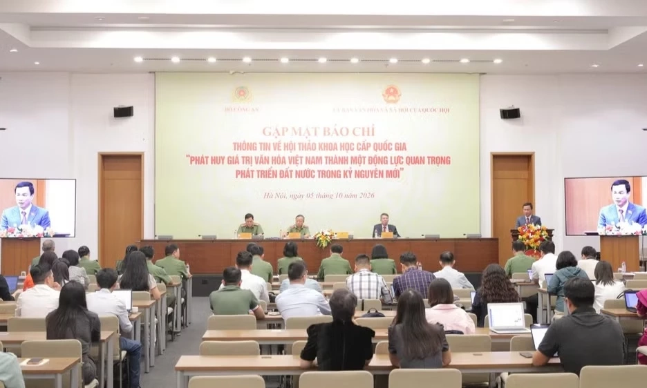Ph&aacute;t huy gi&aacute; trị văn h&oacute;a Việt Nam th&agrave;nh một động lực quan trọng ph&aacute;t triển đất nước