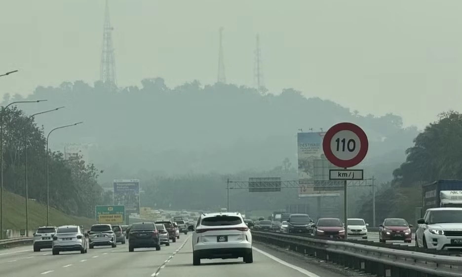 Malaysia th&uacute;c đẩy đề xuất quỹ chống kh&oacute;i m&ugrave; tại hội nghị ASEAN