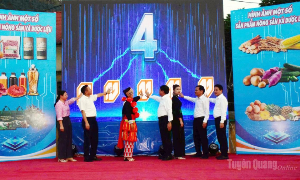 X&atilde; B&igrave;nh An ra mắt m&ocirc; h&igrave;nh kết nối số