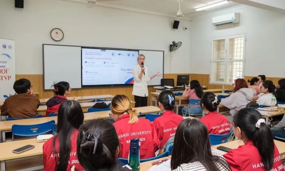 Khai mạc dự &aacute;n quốc tế &ldquo;Tiếng Nga tại Việt Nam: Đối thoại giữa c&aacute;c nền văn h&oacute;a&rdquo;