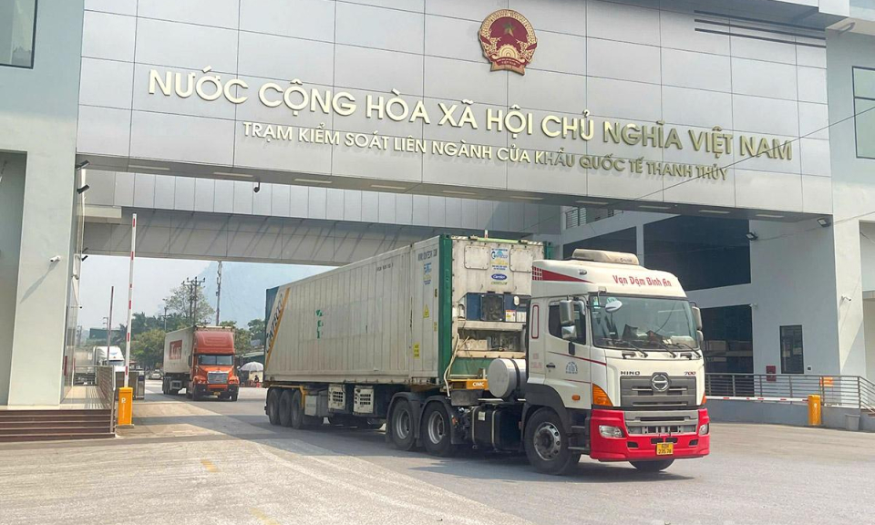 Xuất, nhập khẩu về đ&iacute;ch