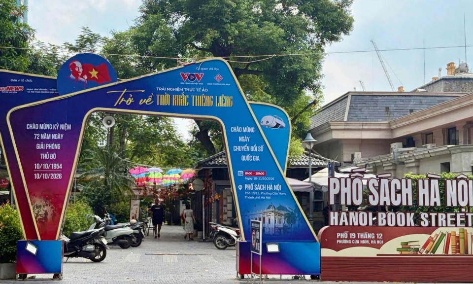 &ldquo;Trở về thời khắc thi&ecirc;ng li&ecirc;ng&rdquo; tại Phố s&aacute;ch H&agrave; Nội bằng c&ocirc;ng nghệ VR