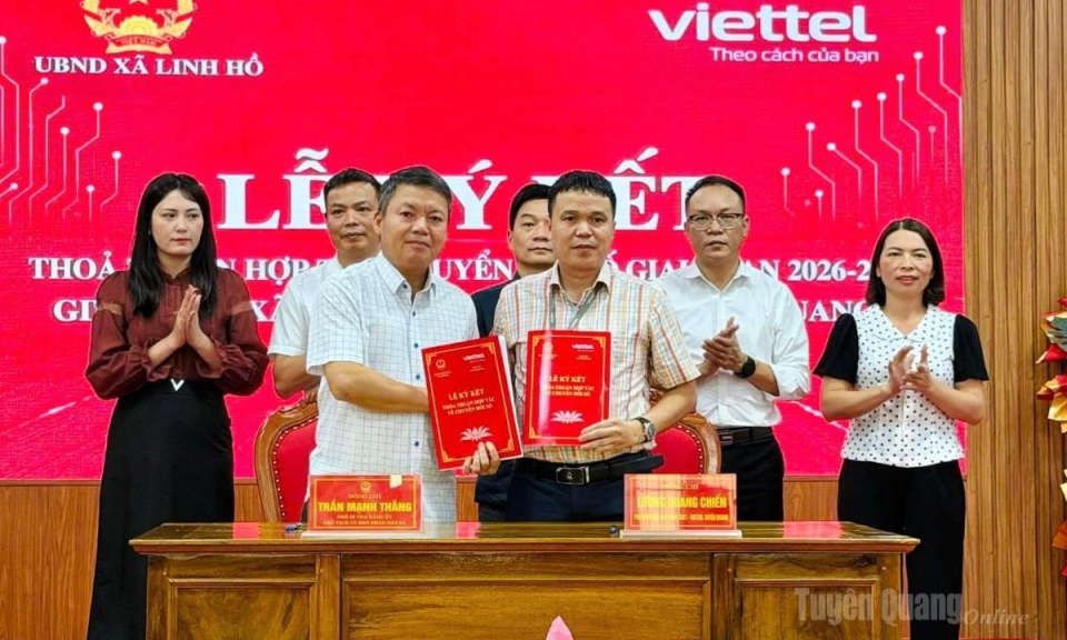 Linh Hồ k&yacute; kết thỏa thuận hợp t&aacute;c chuyển đổi số với Viettel Tuy&ecirc;n Quang