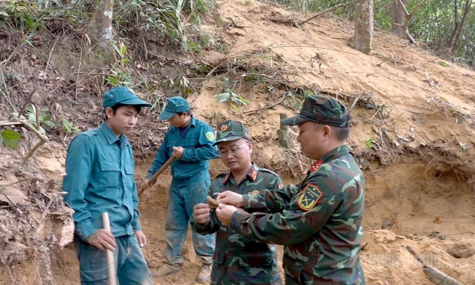 Đẩy mạnh t&igrave;m kiếm, quy tập h&agrave;i cốt liệt sĩ tại điểm cao 772, x&atilde; Thanh Thủy