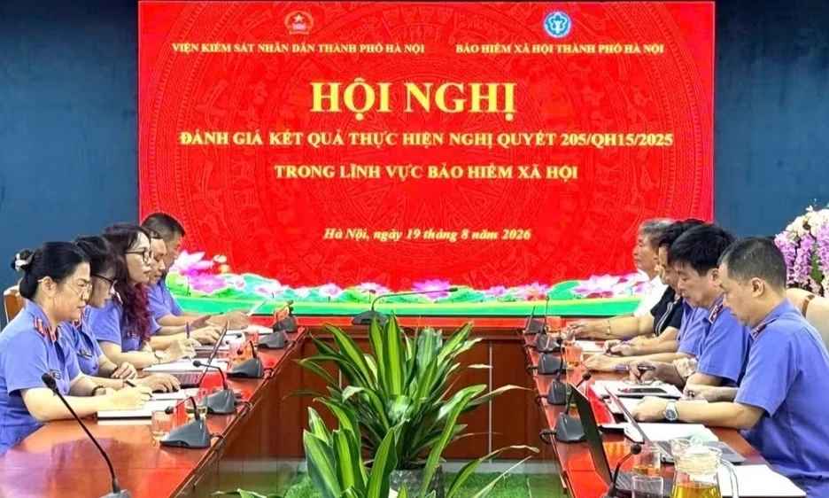 Thu hồi hơn 396 tỷ đồng tiền chậm đ&oacute;ng, trốn đ&oacute;ng c&aacute;c chế độ bảo hiểm