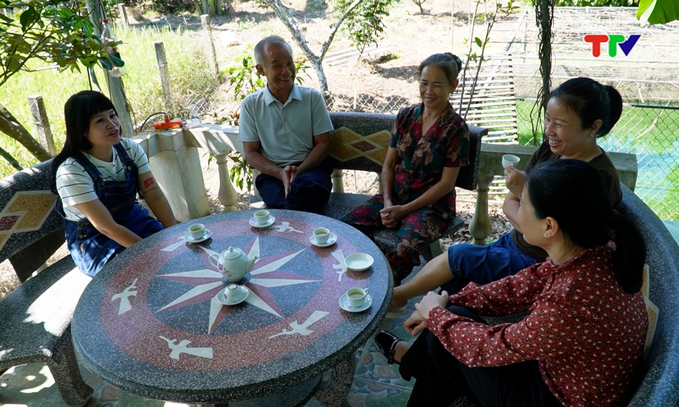 Ph&aacute;t huy vai tr&ograve; của phụ nữ trong gia đ&igrave;nh