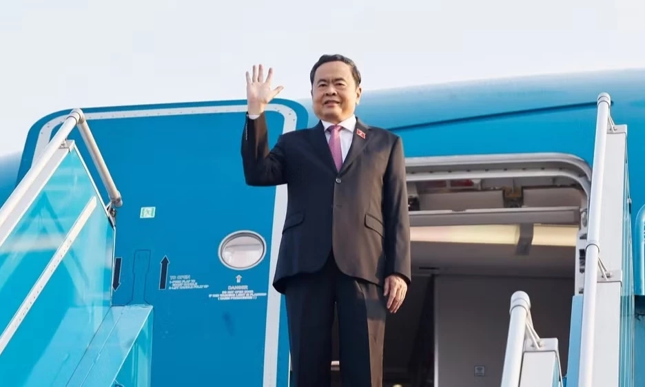 Chủ tịch Quốc hội Trần Thanh Mẫn l&ecirc;n đường thăm ch&iacute;nh thức Trung Quốc
