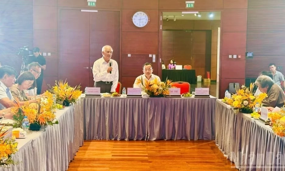 Sớm ho&agrave;n thiện Hồ sơ về danh nh&acirc;n T&ocirc; Hiến Th&agrave;nh tr&igrave;nh UNESCO