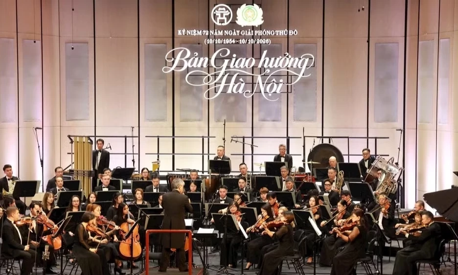 Những nghệ sĩ nổi tiếng thăng hoa c&ugrave;ng &ldquo;Bản giao hưởng H&agrave; Nội&rdquo;