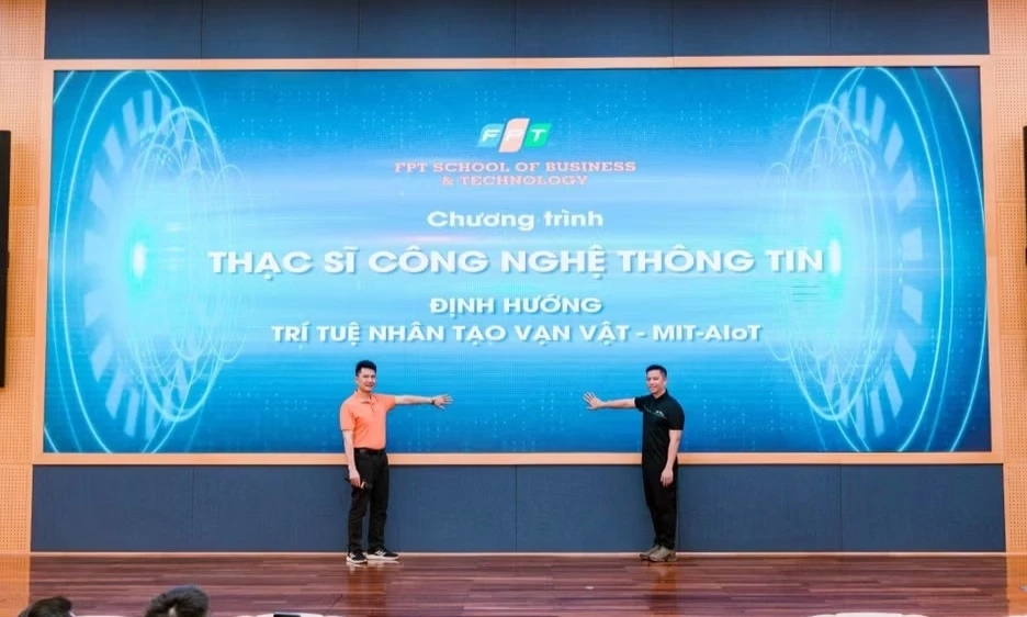 Đ&agrave;o tạo nh&acirc;n lực l&agrave;m chủ hệ thống th&ocirc;ng minh trong kỷ nguy&ecirc;n AI