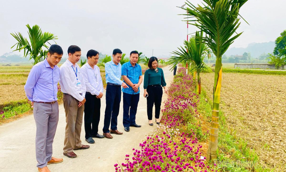 &Ocirc;ng Ch&iacute;nh d&acirc;n vận