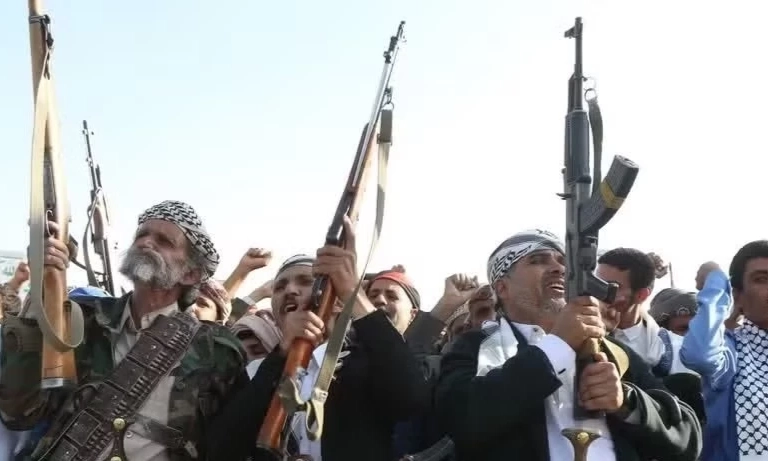 Saudi Arabia kh&ocirc;ng k&iacute;ch cơ sở dầu mỏ ở Yemen, Houthi cảnh b&aacute;o trả đũa